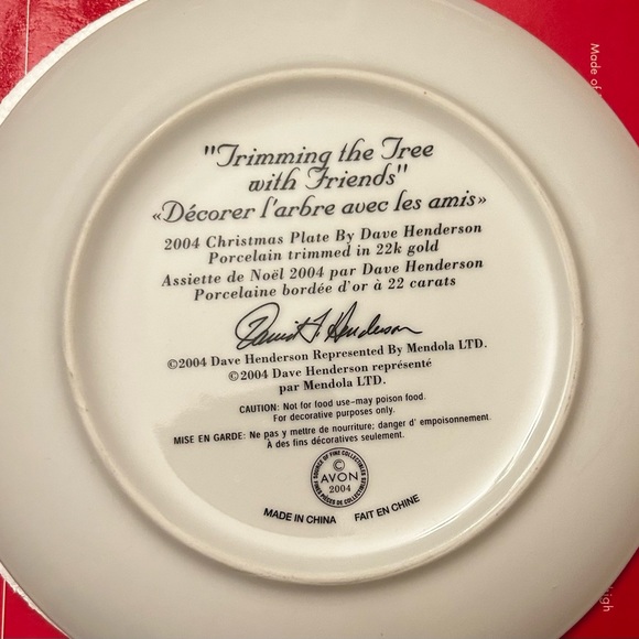 Avon Christmas Plate
TRIMMING THE TREE WITH FRIENDS - Picture 2 of 2